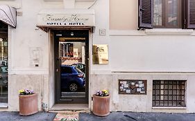 Hotel Family House